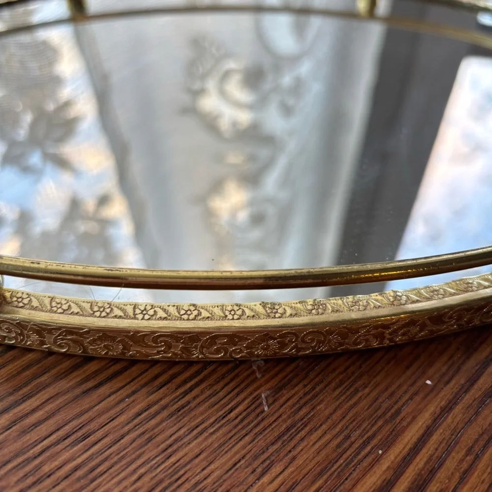 Vintage Oval Brass Tone Mirror Vanity Tray Felt Back Floral Rim old Hollywood